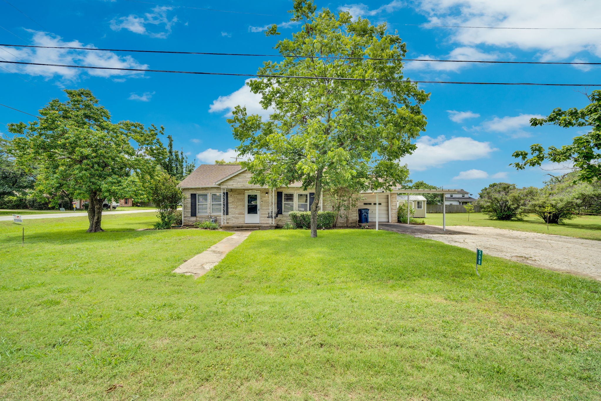 508 E Henderson Street Itasca TX 76055