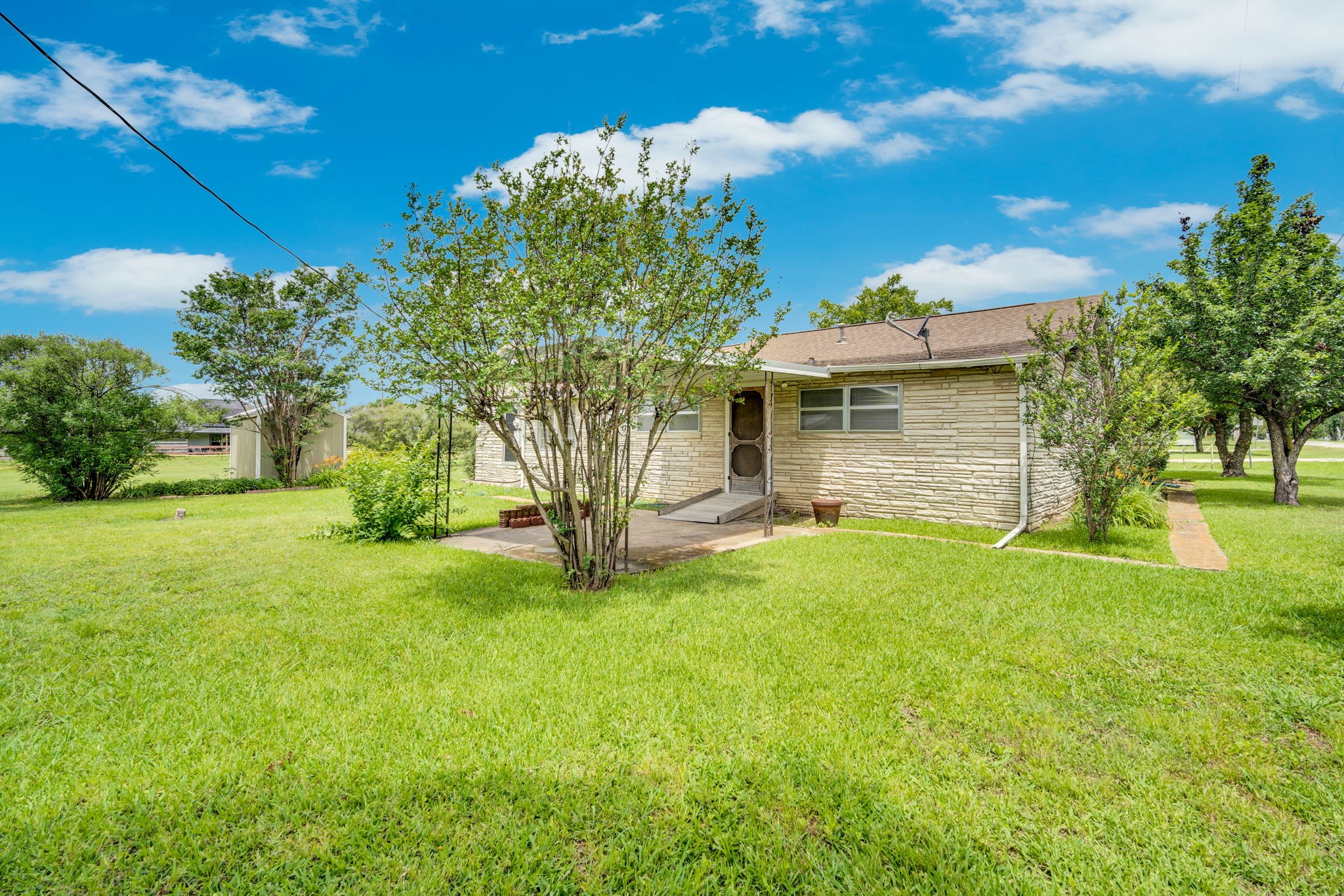 508 E Henderson Street Itasca TX 76055