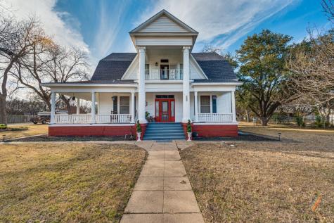404 S Elm Milford TX 76670