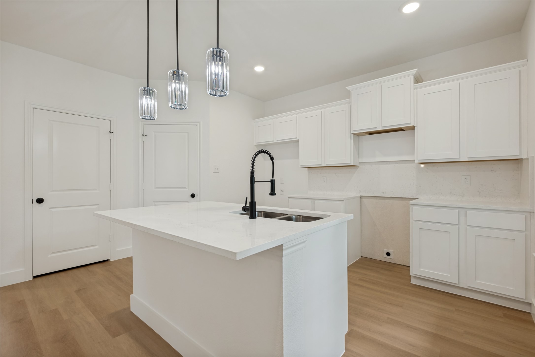 642 Bethpage Avenue Dallas TX 75217