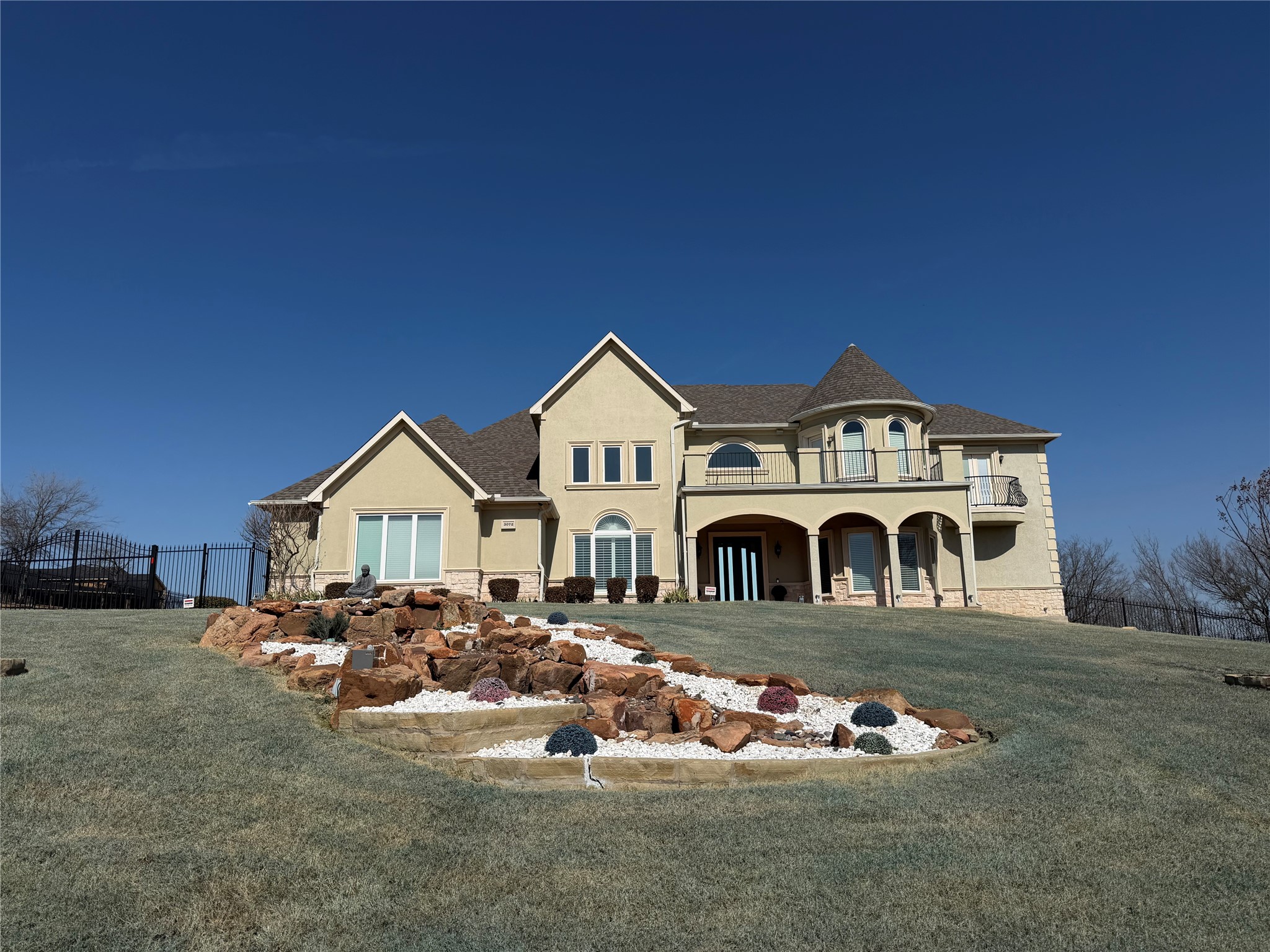 3072 Rosebud Court Grand Prairie TX 75104