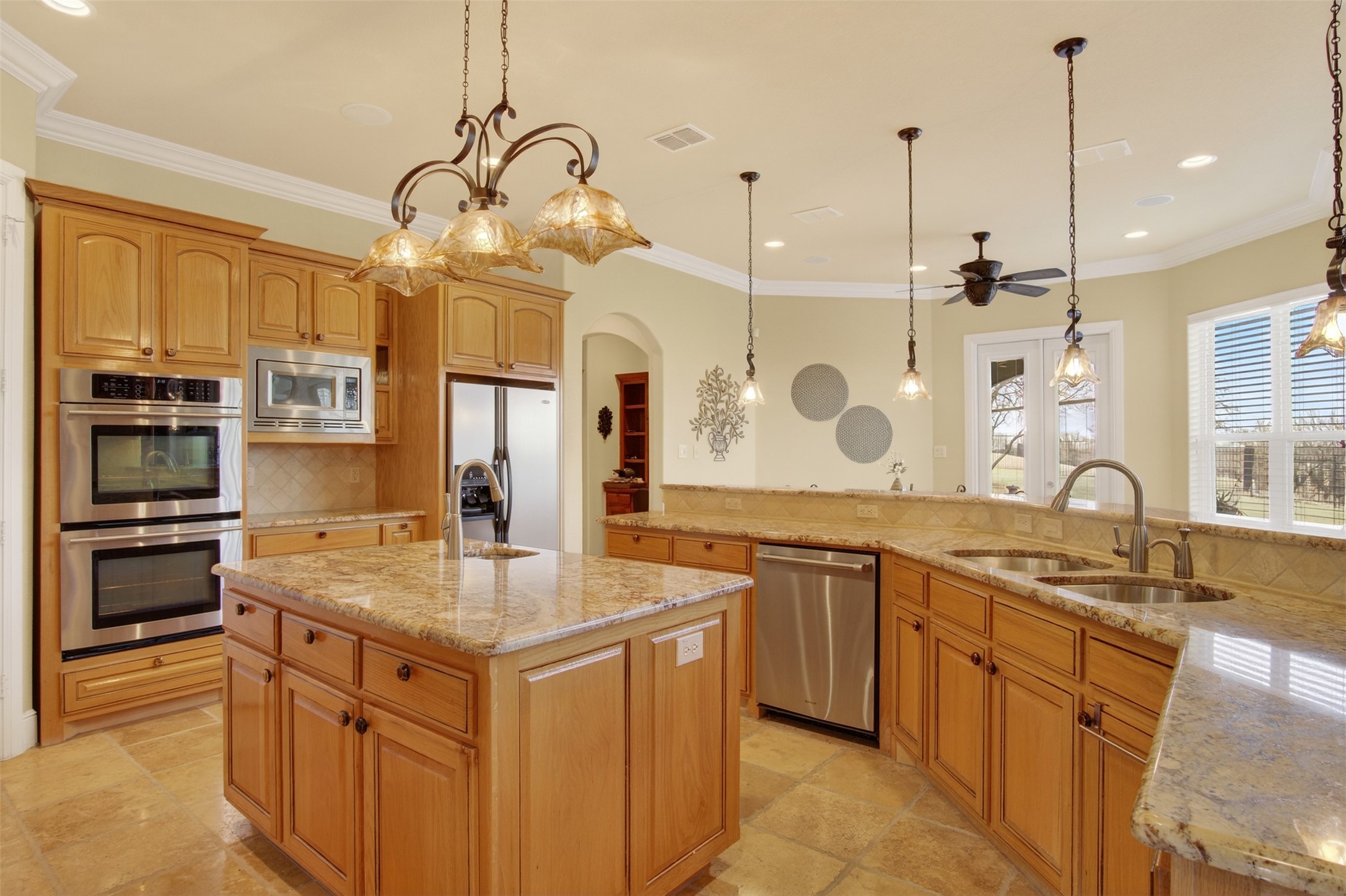 3072 Rosebud Court Grand Prairie TX 75104