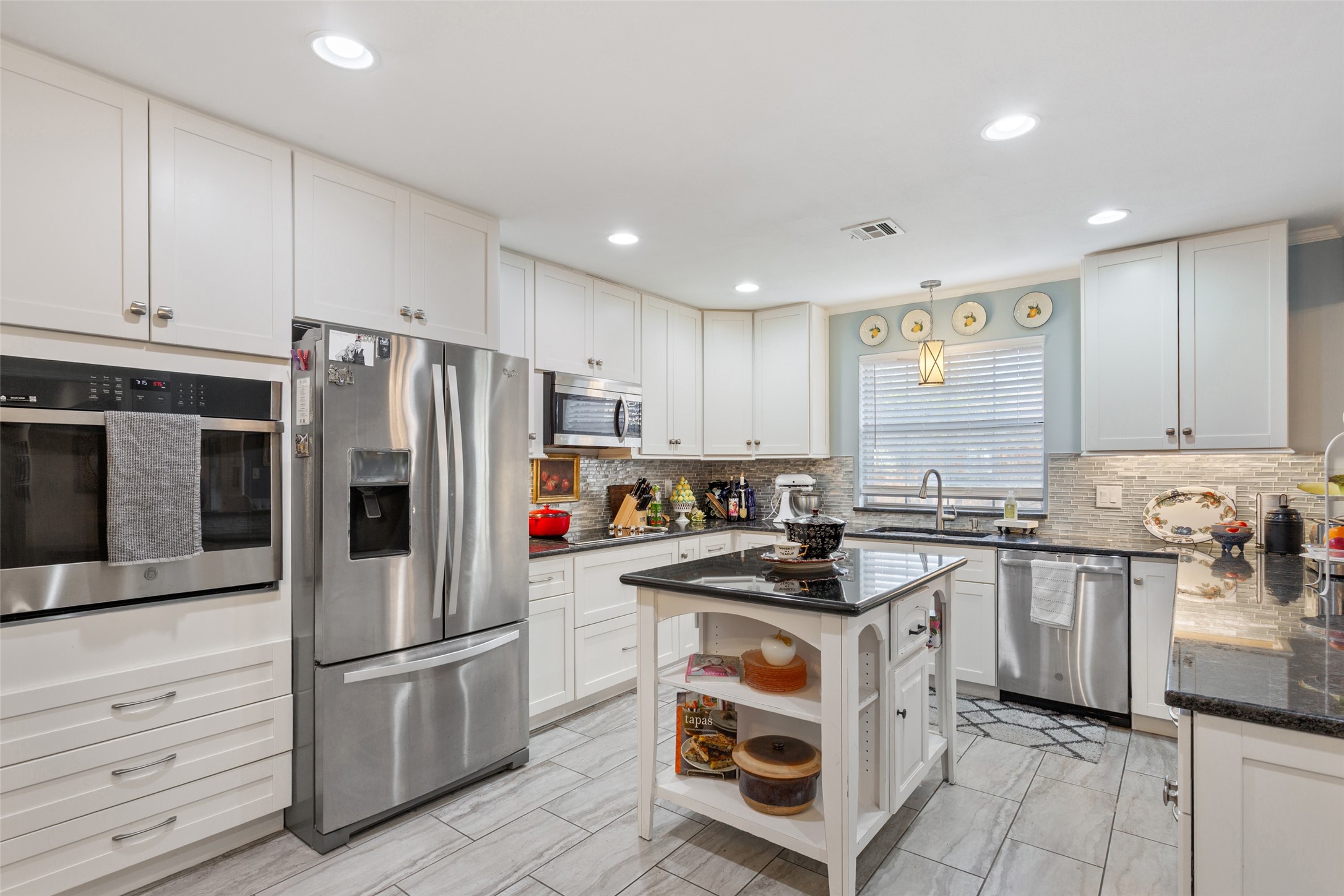 409 Shadow Mountain Drive Woodway TX 76712