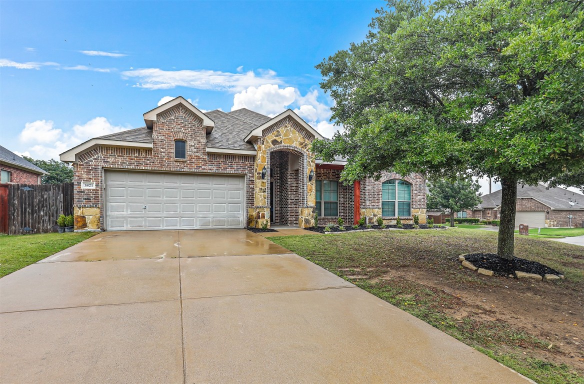 3821 Regent Street Midlothian TX 76065