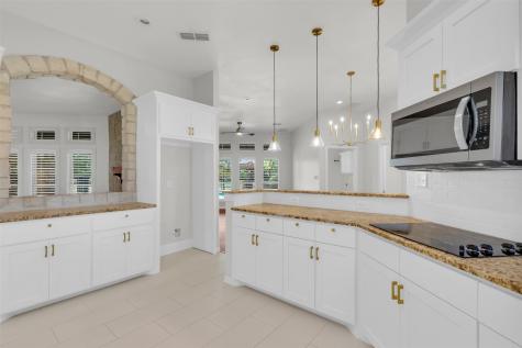 2200 Twin Creeks Court Pilot Point TX 76258
