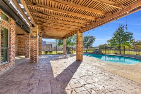 2200 Twin Creeks Court Pilot Point TX 76258
