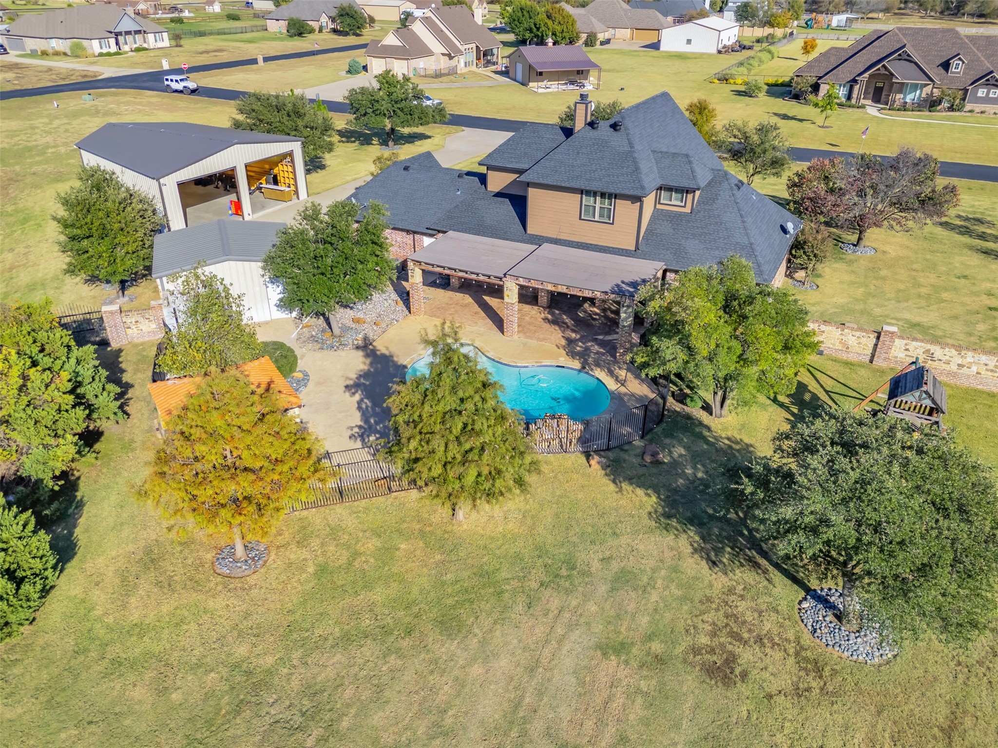 2200 Twin Creeks Court Pilot Point TX 76258