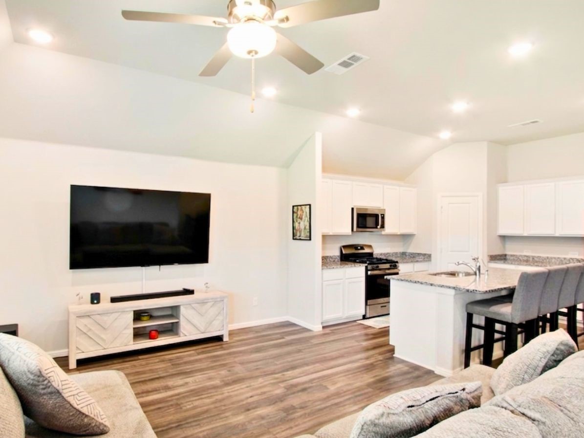 3541 Redbud Flower Trail Prairie Ridge TX 76084