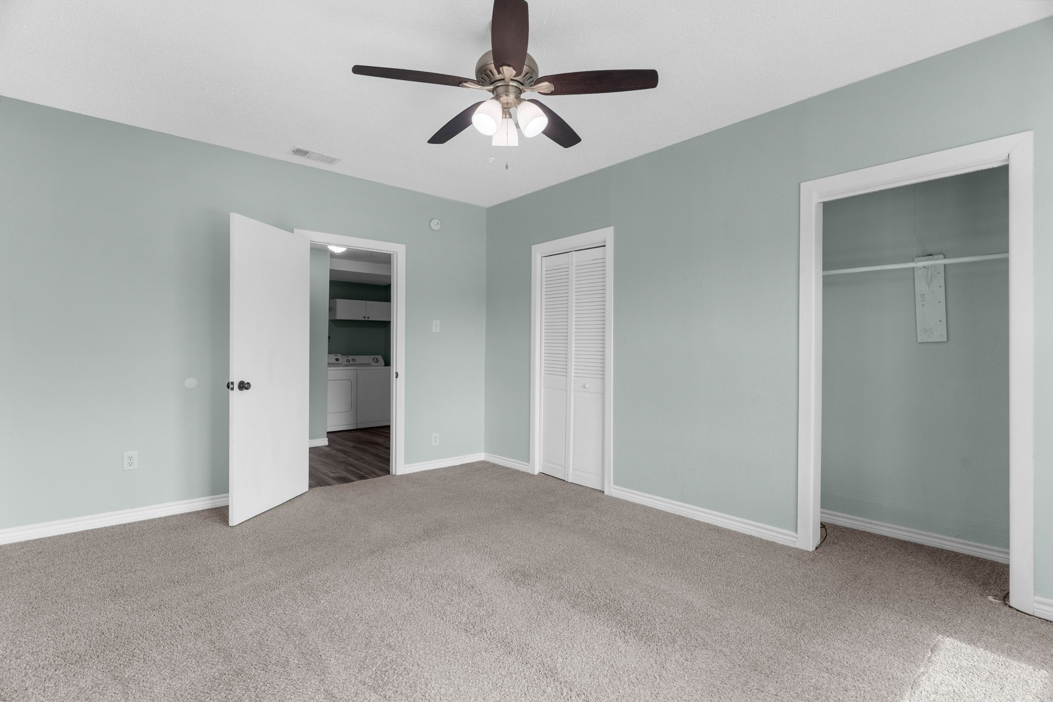 2512 Rainey Street Greenville TX 75401