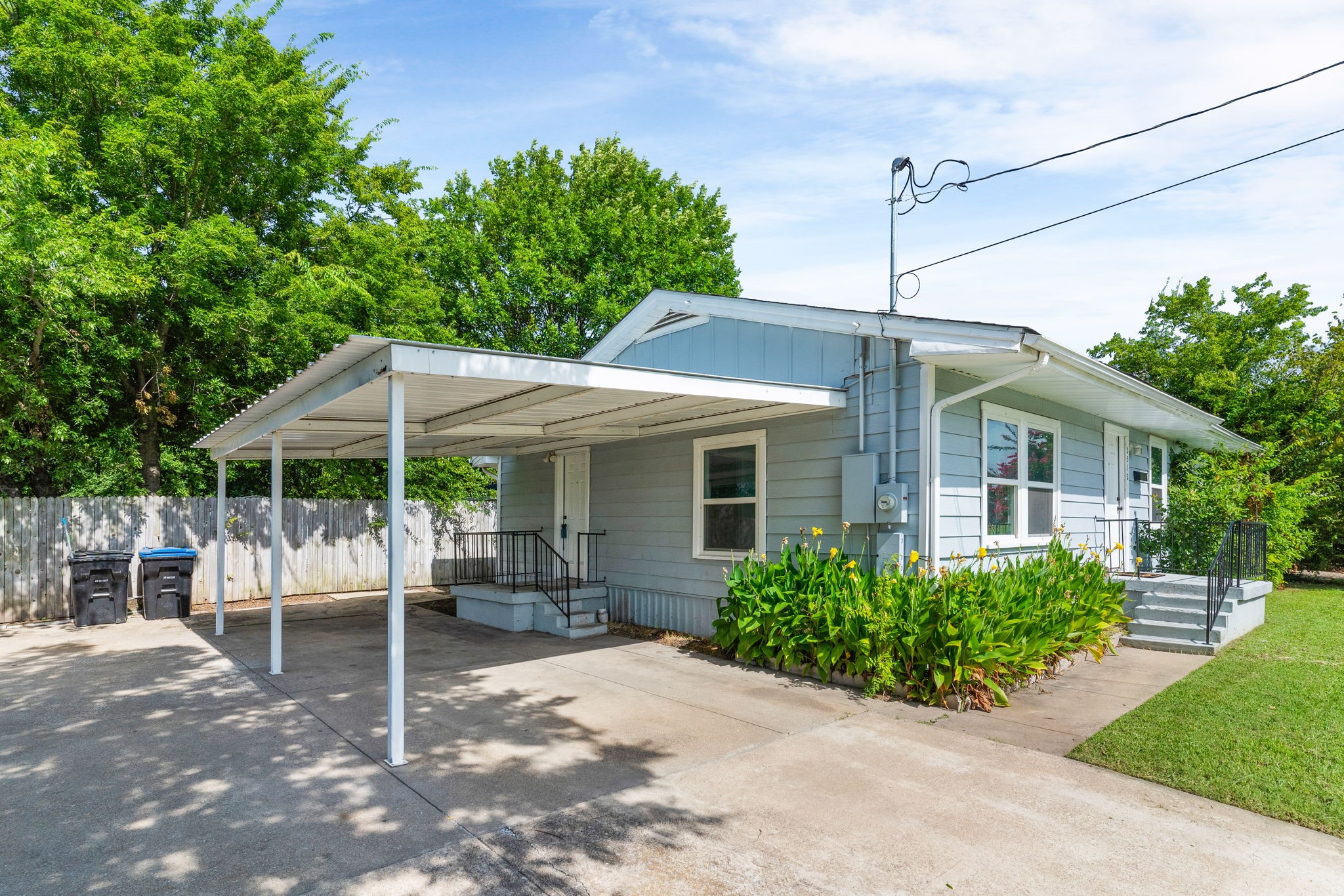 2512 Rainey Street Greenville TX 75401
