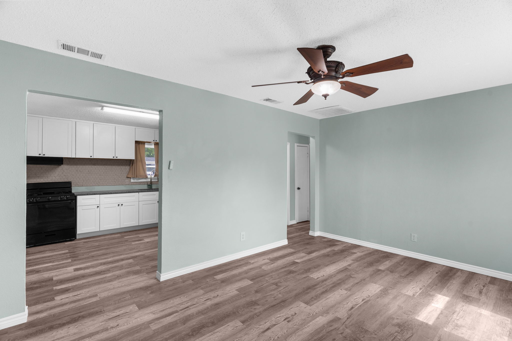 2512 Rainey Street Greenville TX 75401