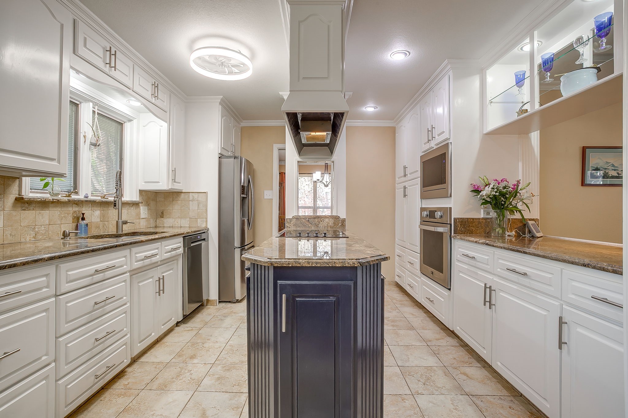 1205 Shady Creek Drive Euless TX 76040