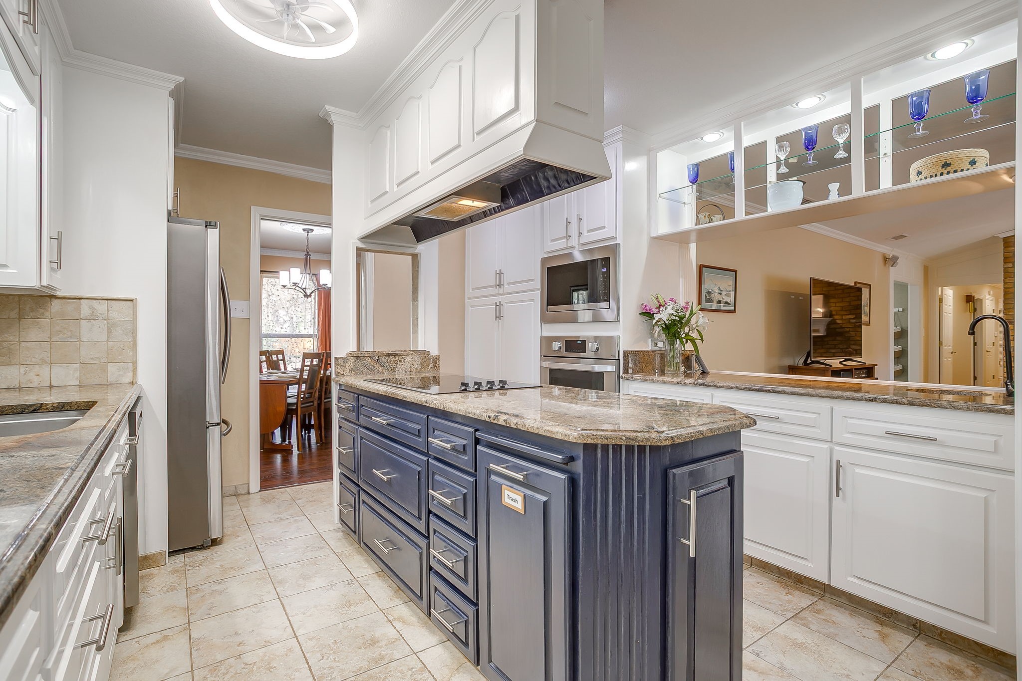 1205 Shady Creek Drive Euless TX 76040