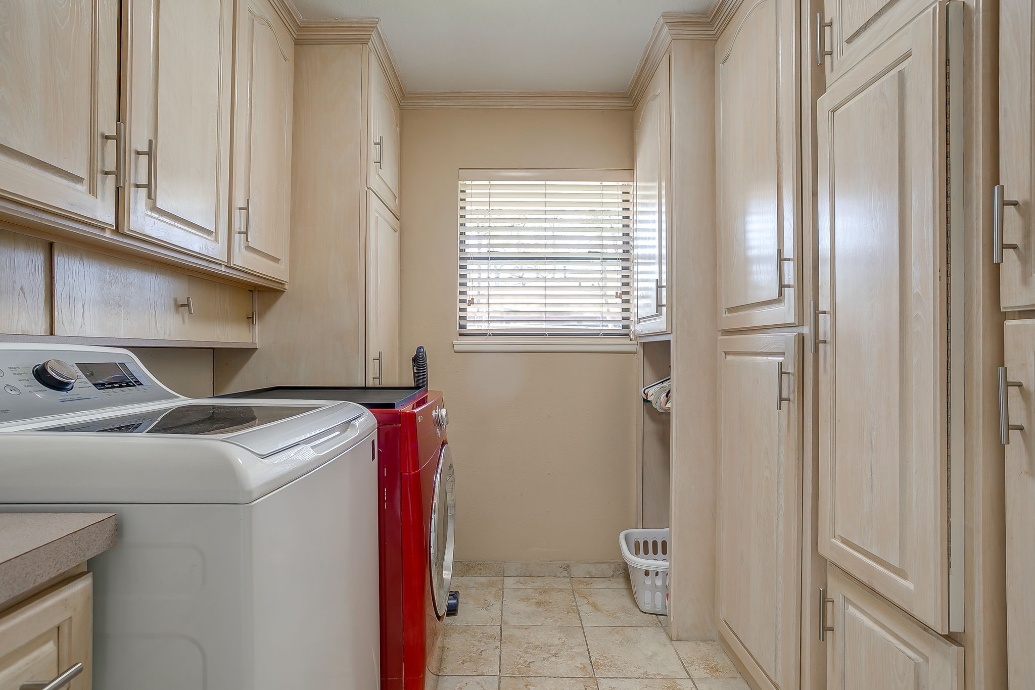 1205 Shady Creek Drive Euless TX 76040