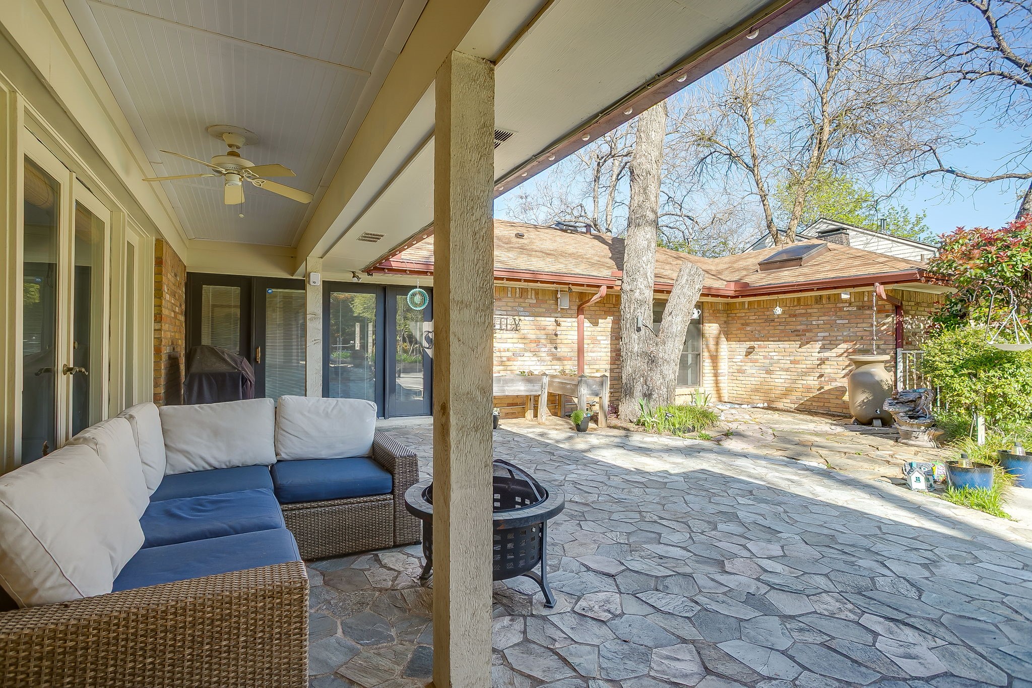 1205 Shady Creek Drive Euless TX 76040
