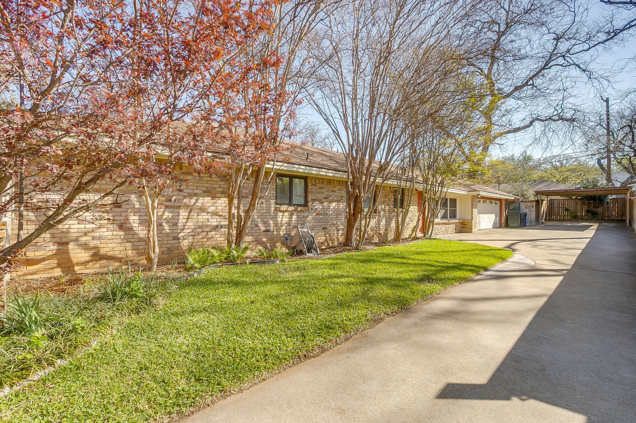 1205 Shady Creek Drive Euless TX 76040