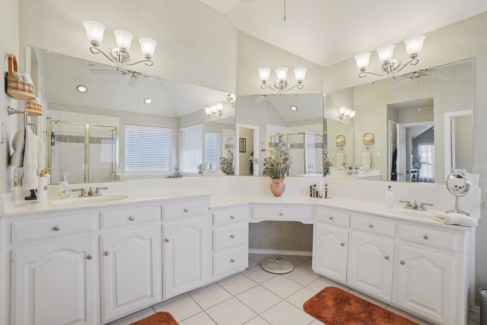 1825 Sandalwood Lane Grapevine TX 76051