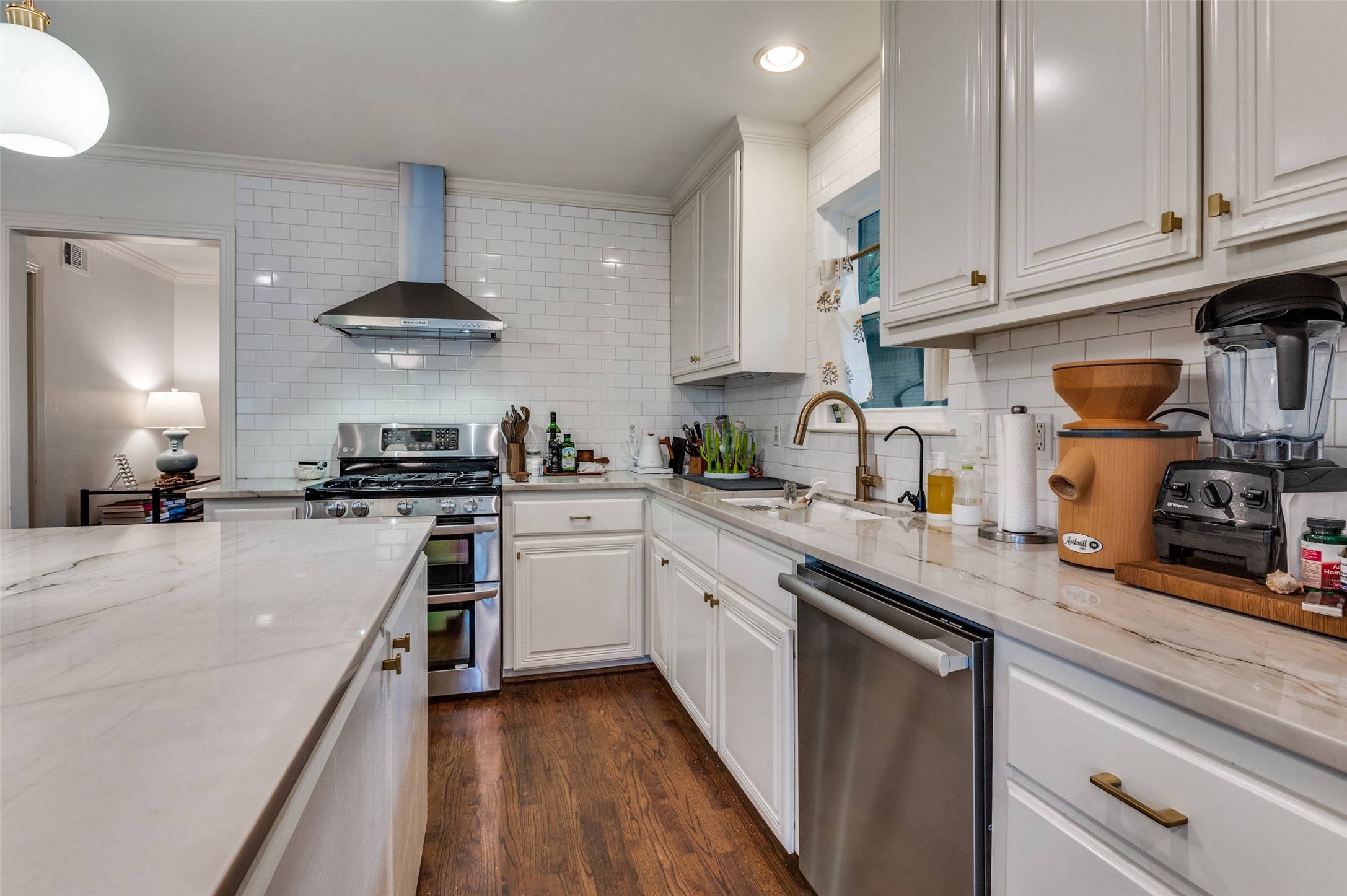 6541 Winton Dallas TX 75214