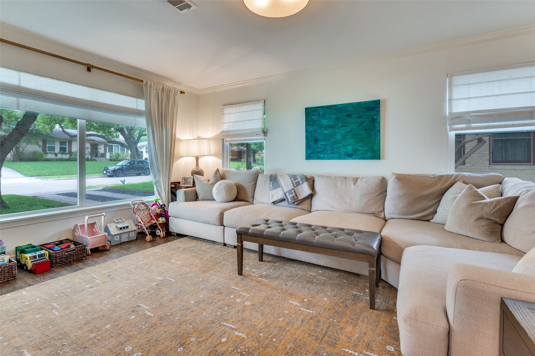 6541 Winton Dallas TX 75214