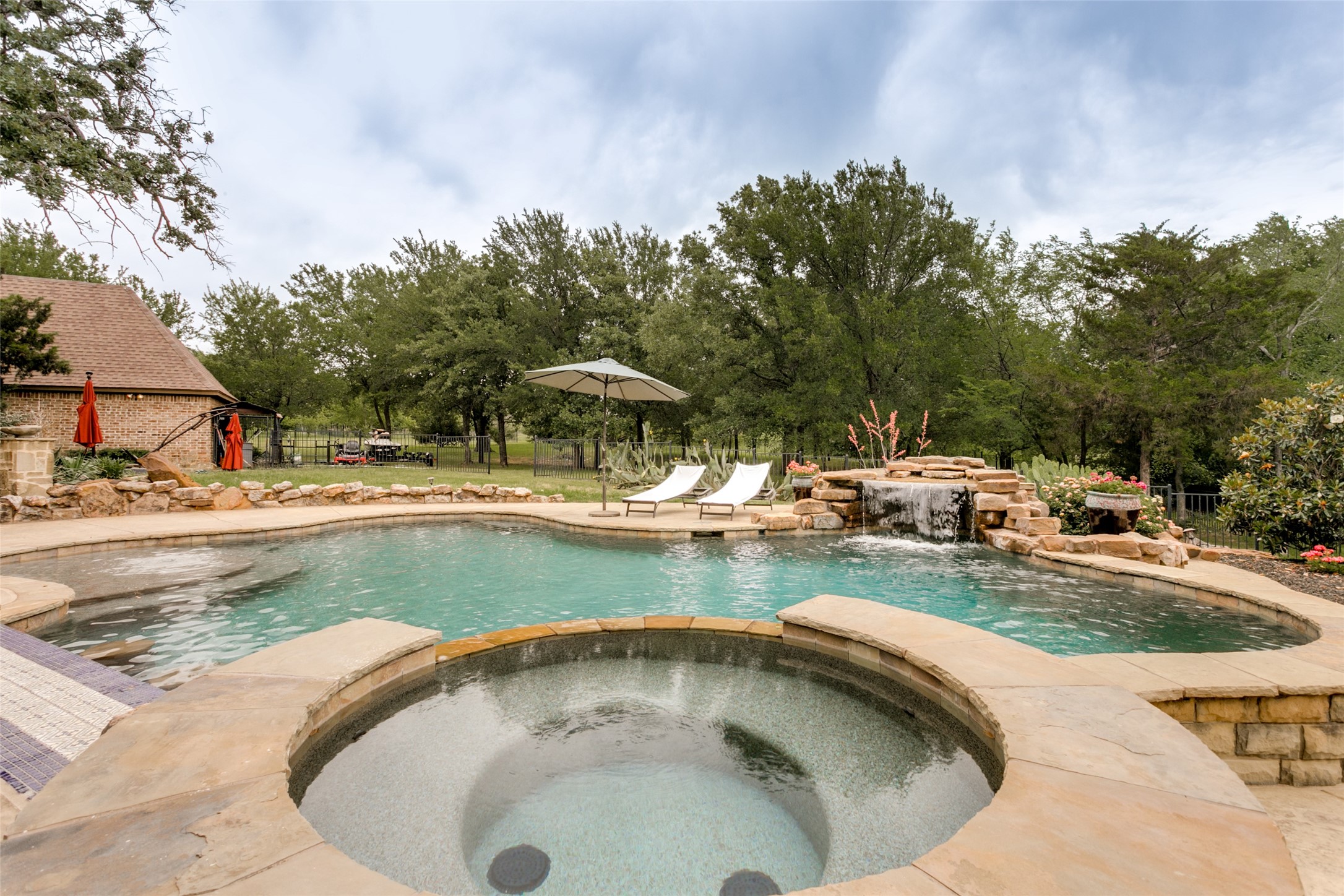 1985 Woodland Drive Cross Roads TX 76227