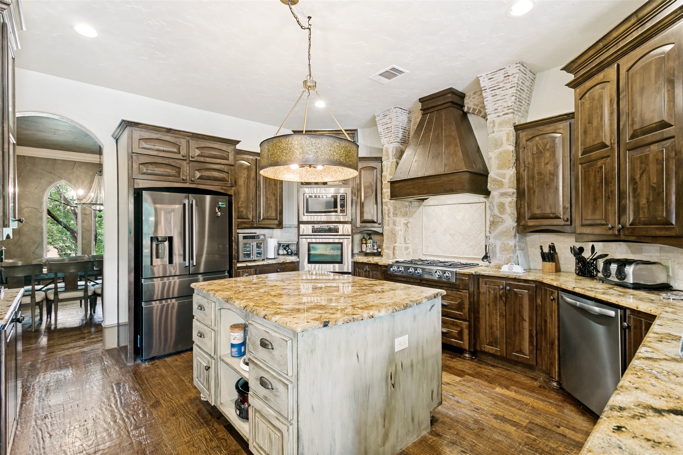1985 Woodland Drive Cross Roads TX 76227