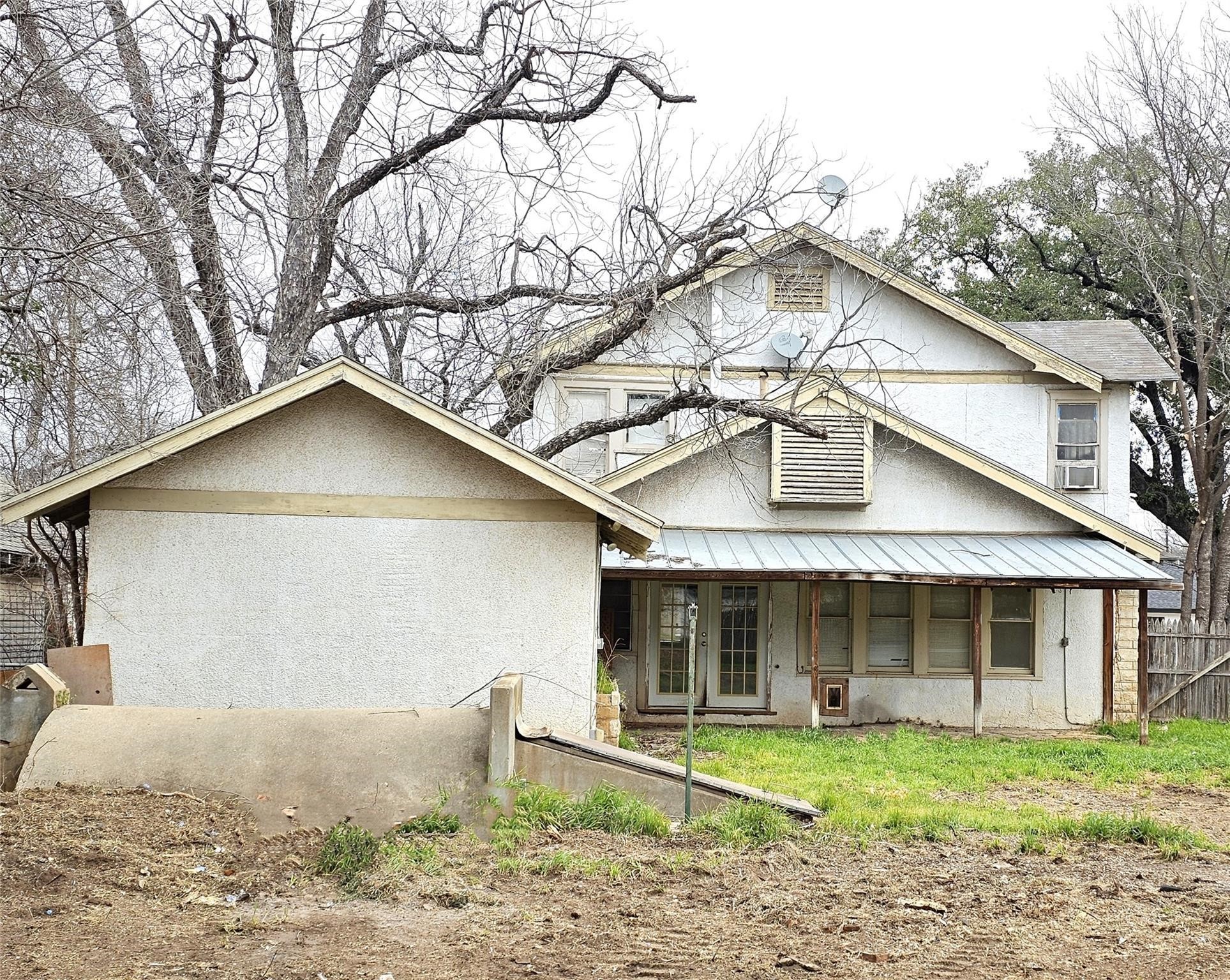 1713 Durham Avenue Brownwood TX 76801
