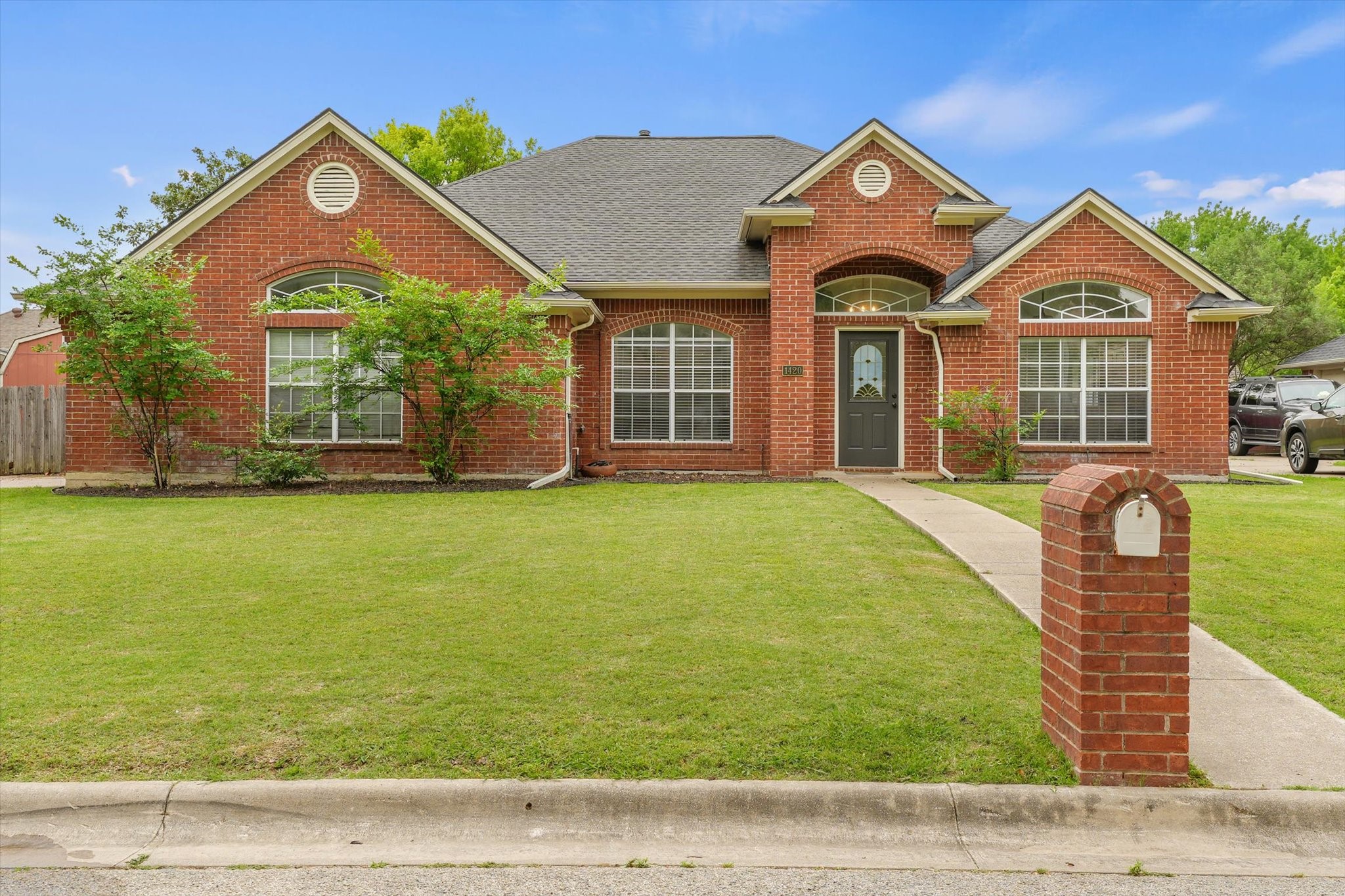 1420 Stratford Lane Denton TX 76209