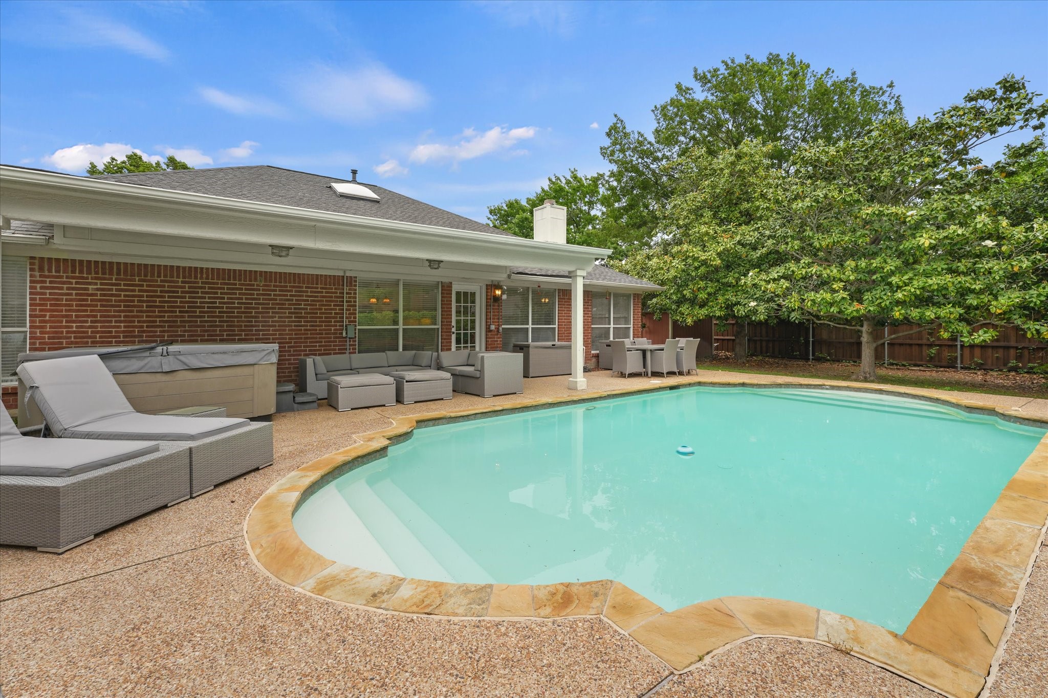 1420 Stratford Lane Denton TX 76209