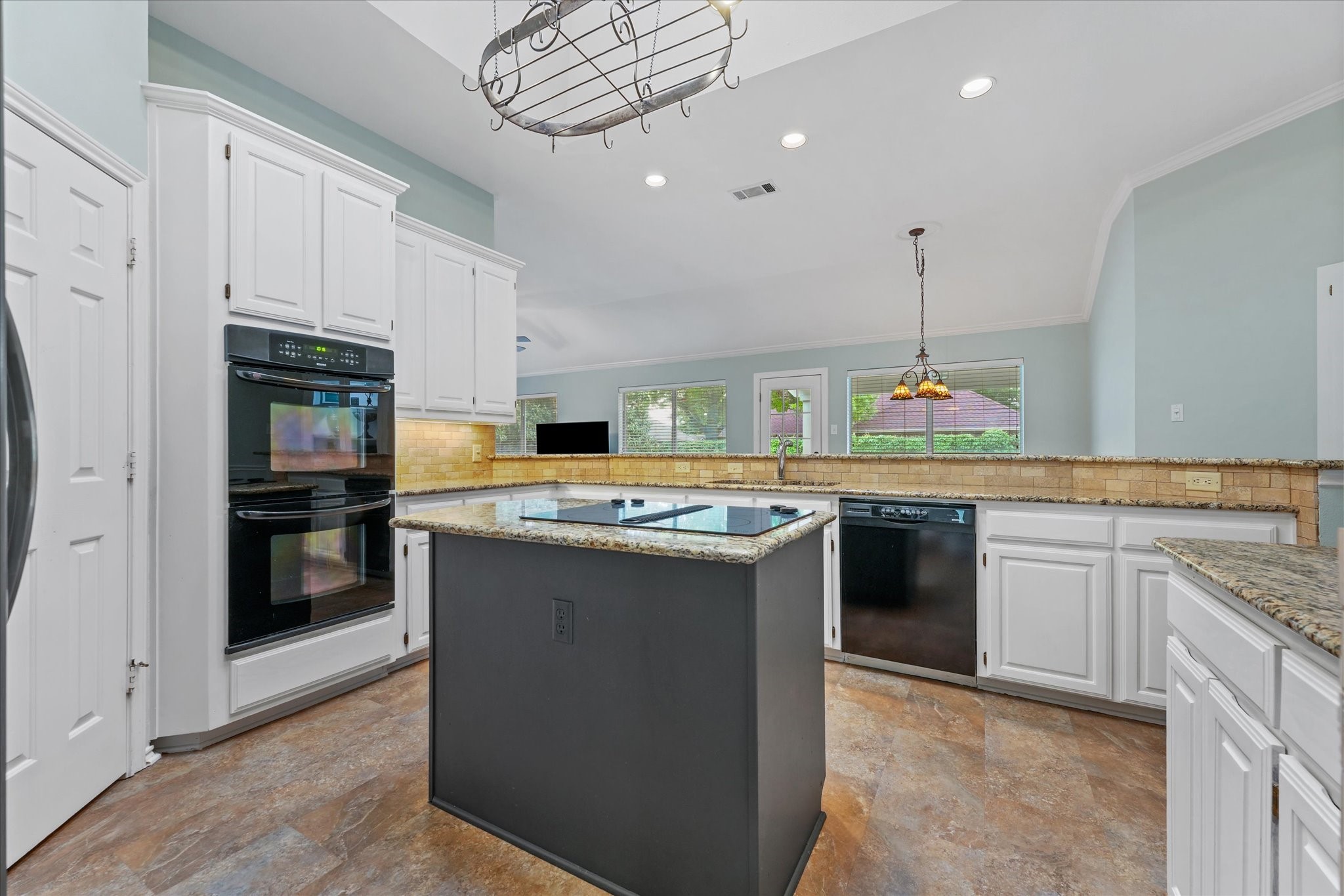 1420 Stratford Lane Denton TX 76209
