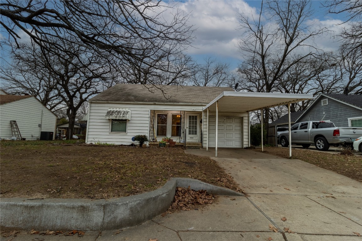 1921 Layton Avenue Haltom City TX 76117