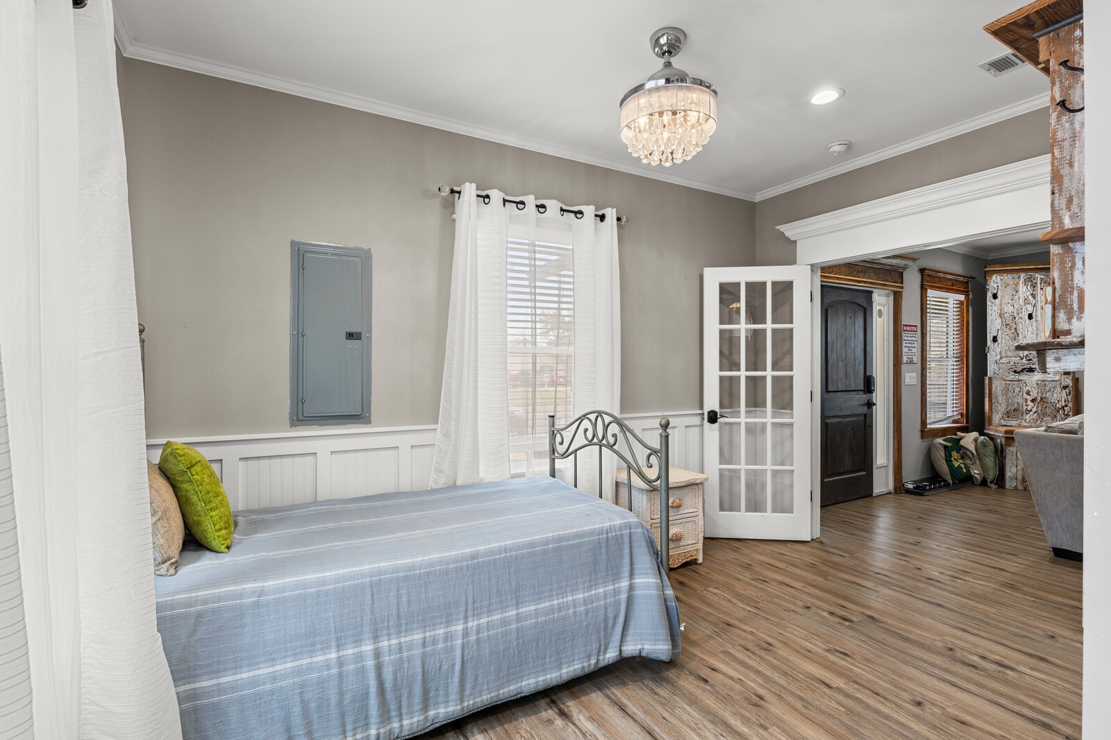 1815 S 12th Street Waco TX 76706