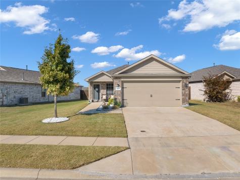 2213 Nightgrove Circle Crandall TX 75114