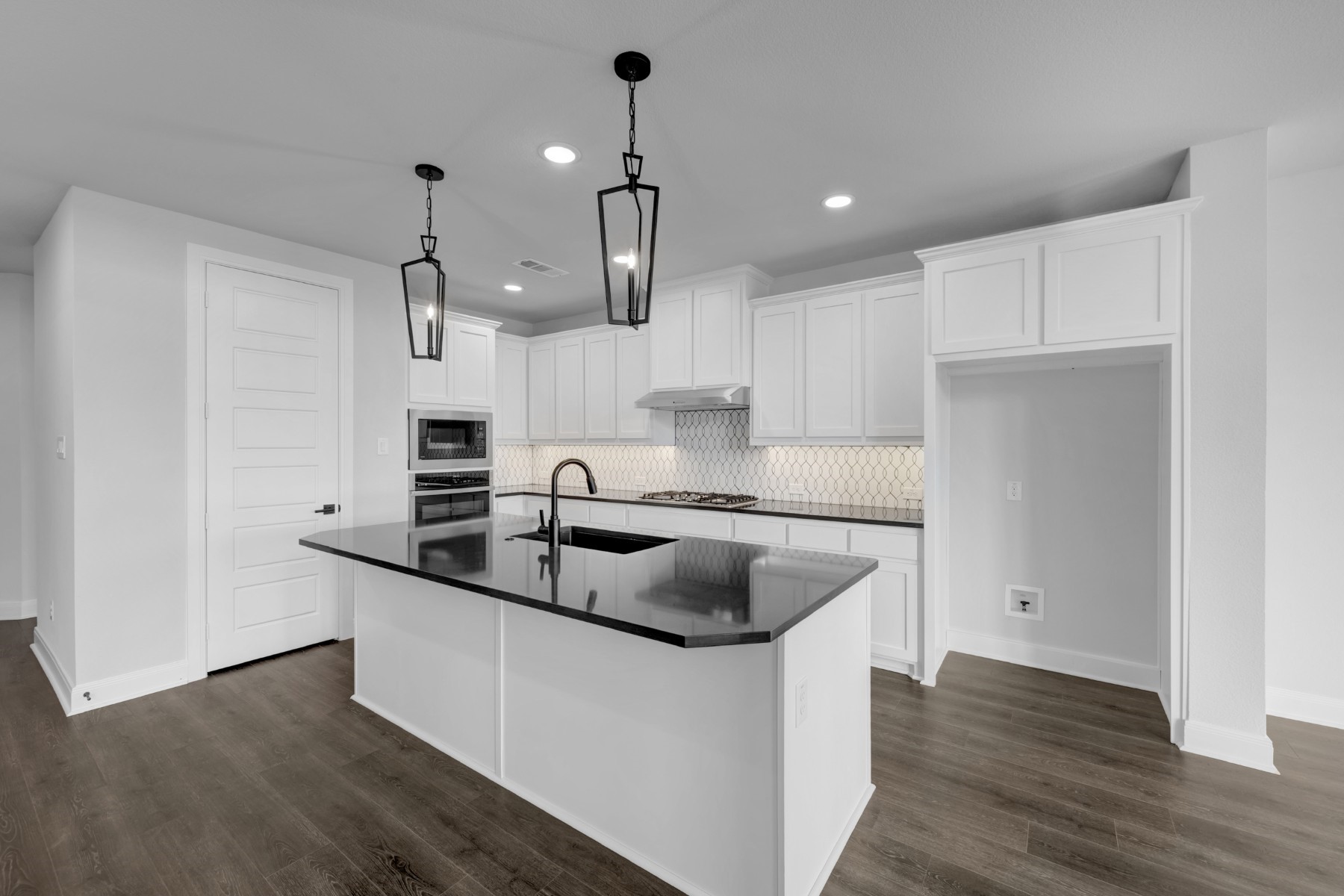 9004 Chestnut Lane Justin TX 76247