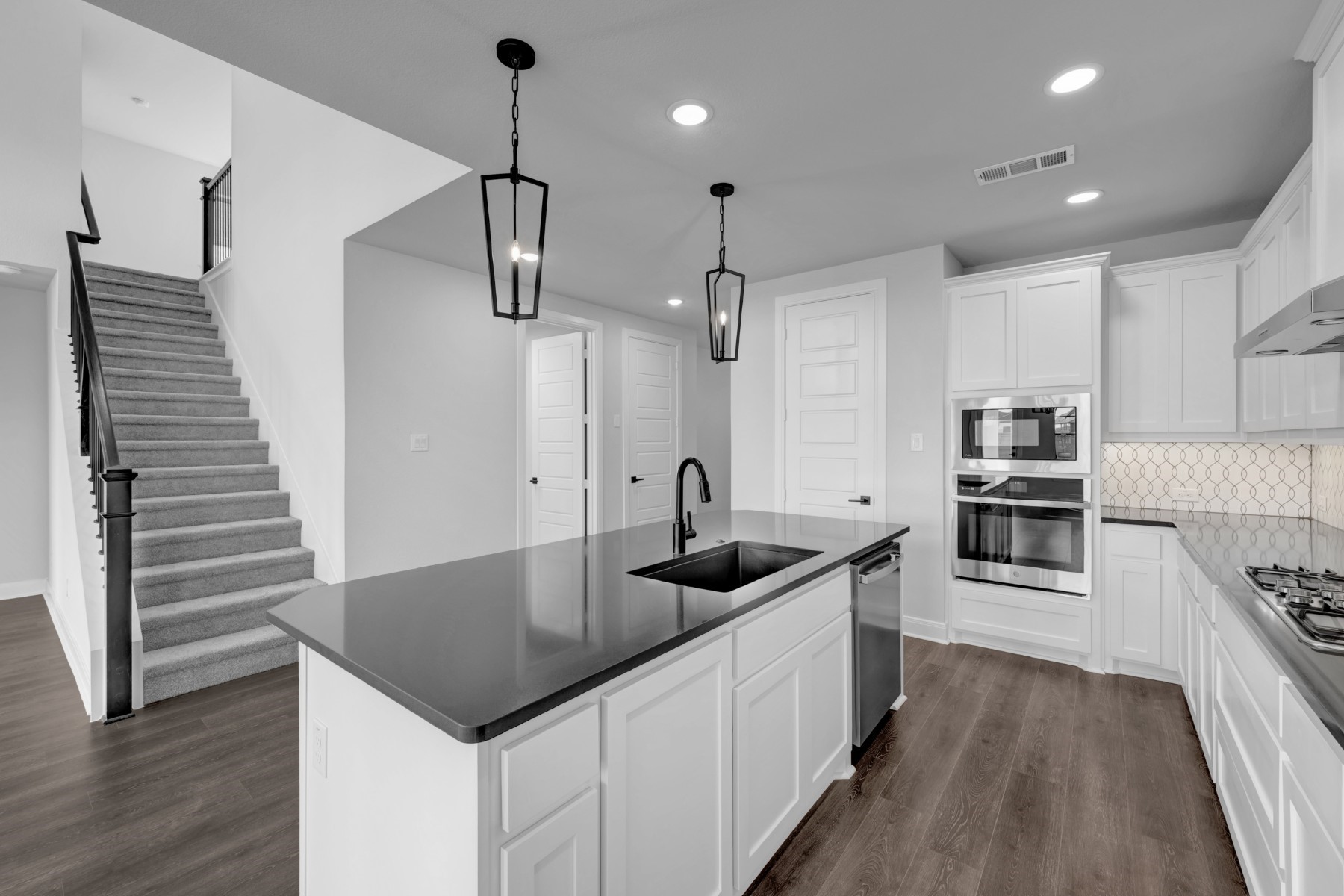 9004 Chestnut Lane Justin TX 76247