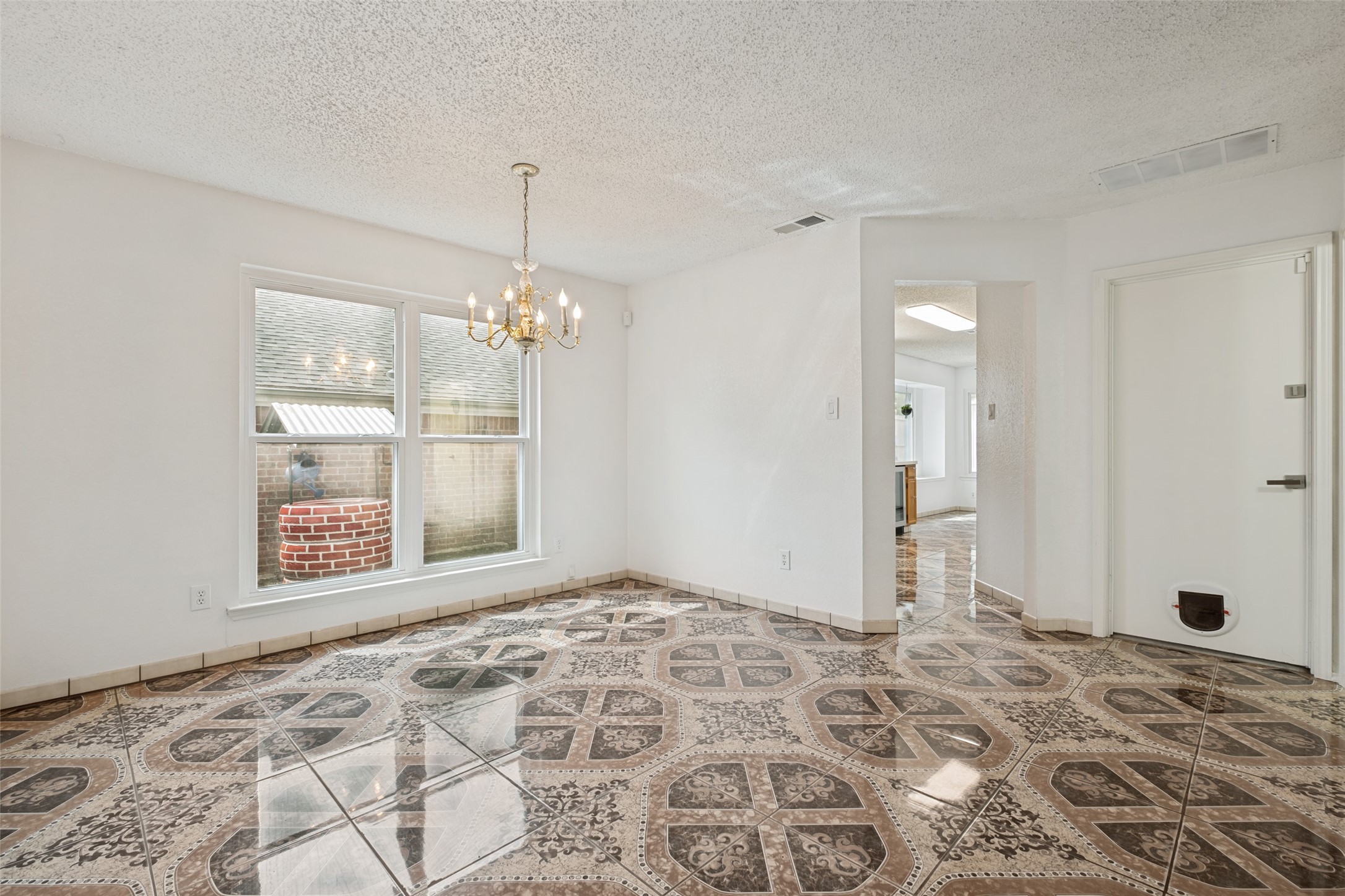 1525 Liberty Lane Mesquite TX 75149
