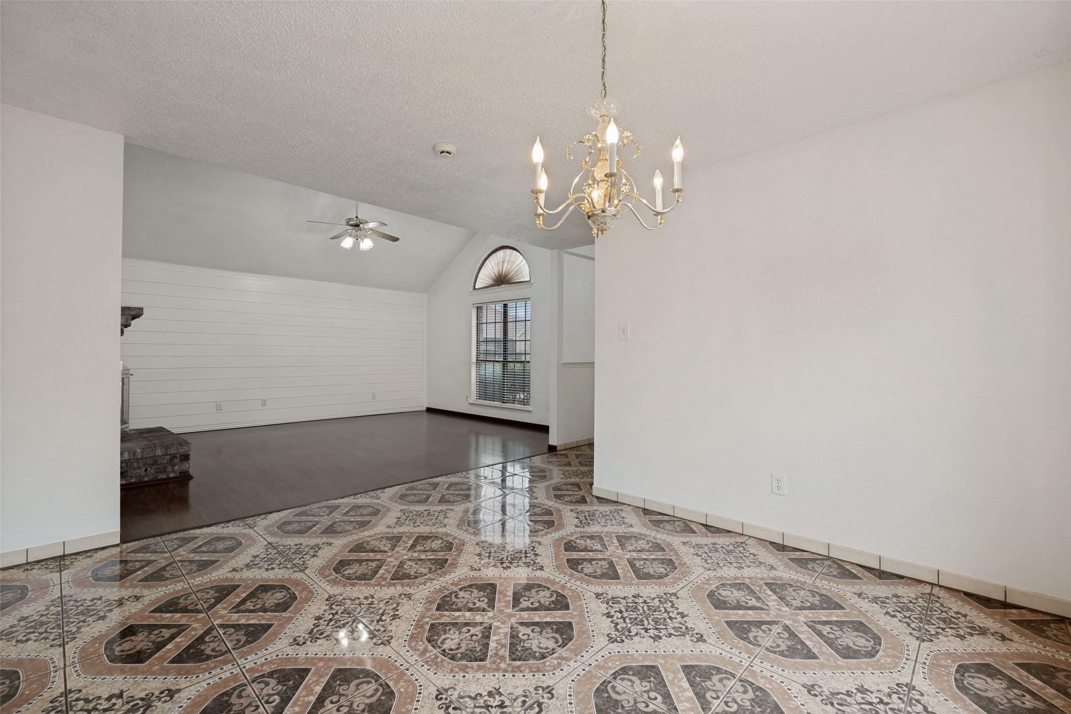 1525 Liberty Lane Mesquite TX 75149