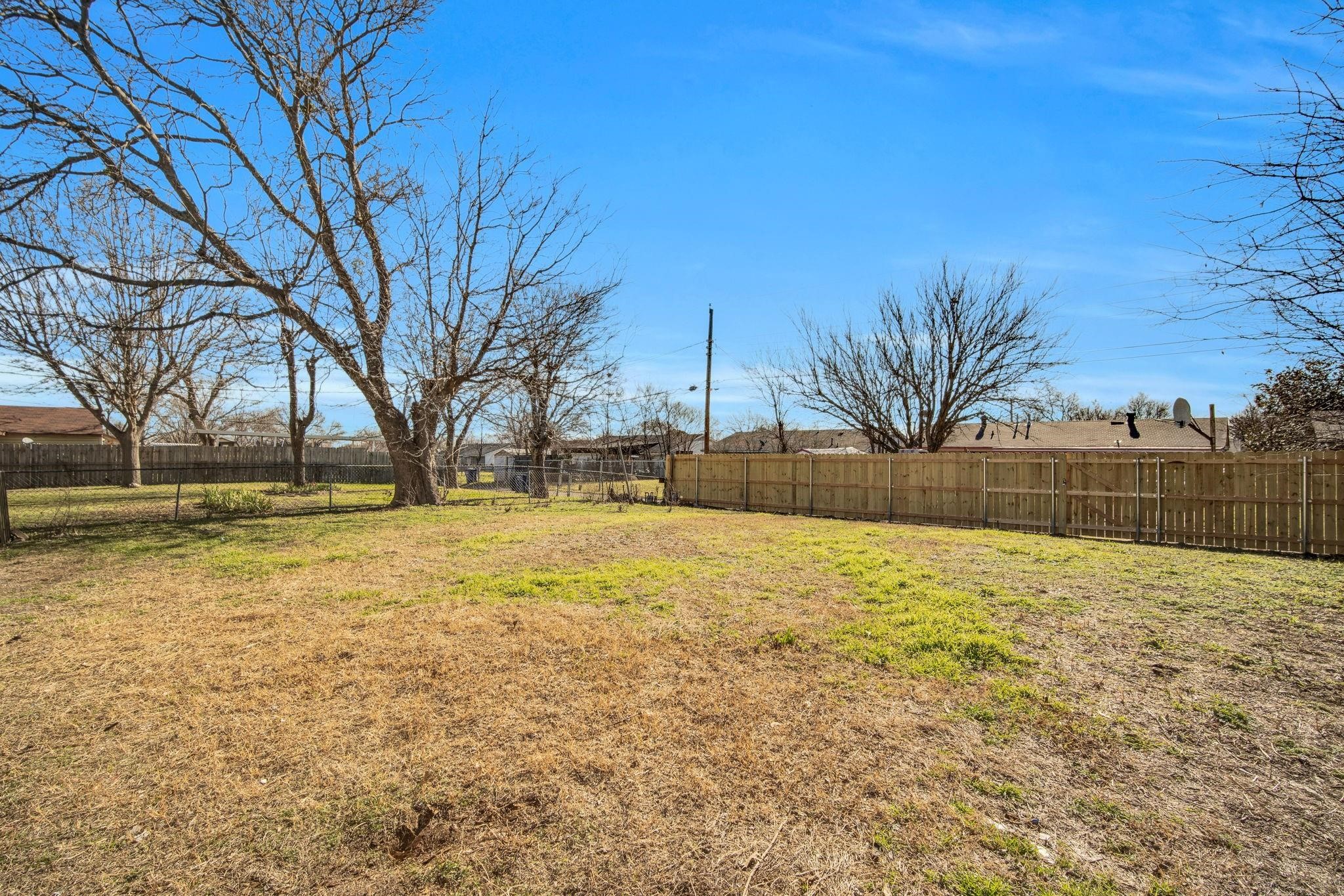 3450 Silverhill Drive Dallas TX 75241