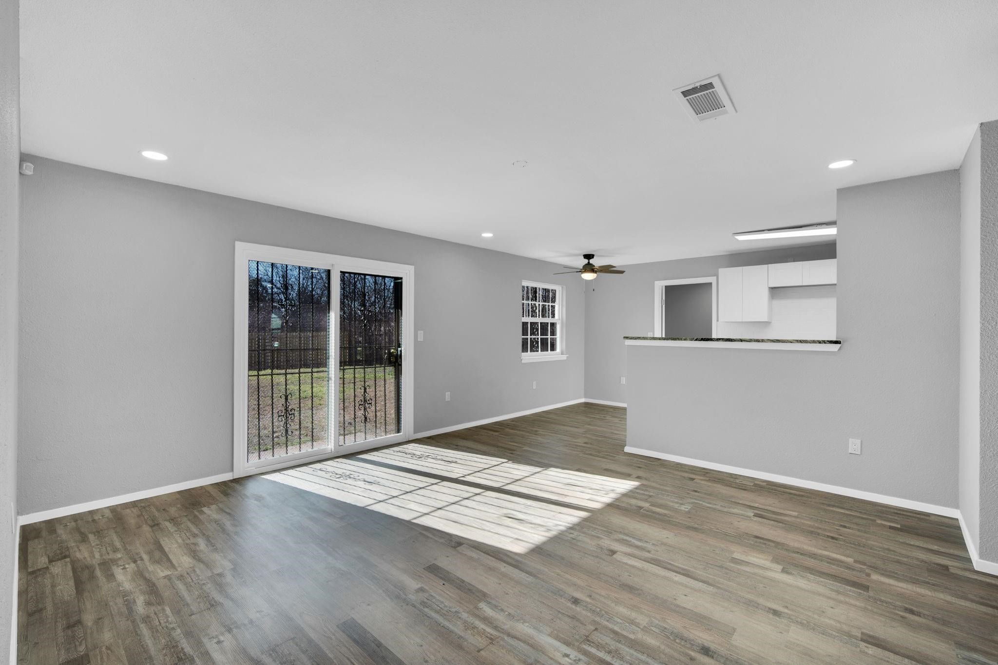 3450 Silverhill Drive Dallas TX 75241