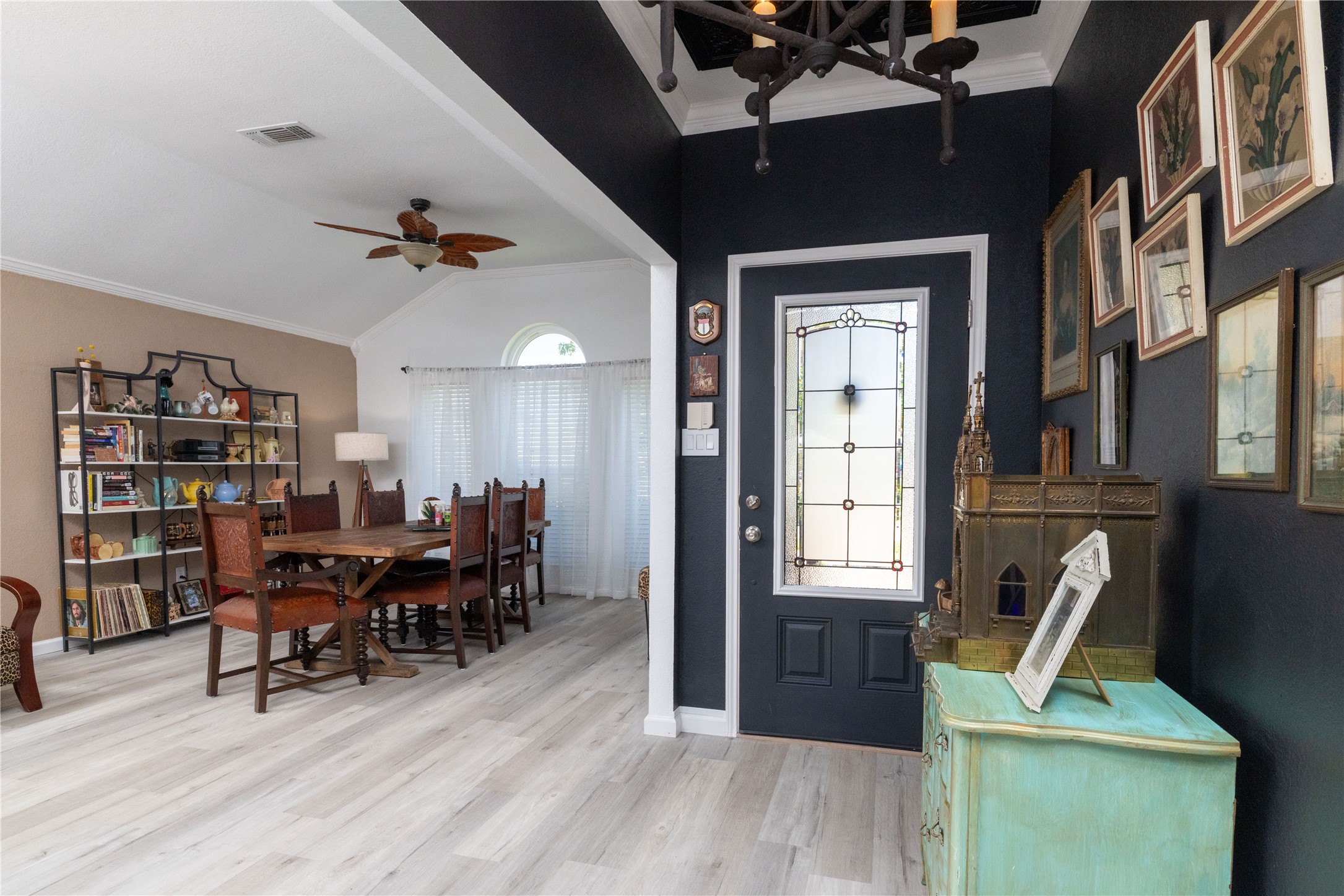 874 Havenbrook Drive Arlington TX 76001