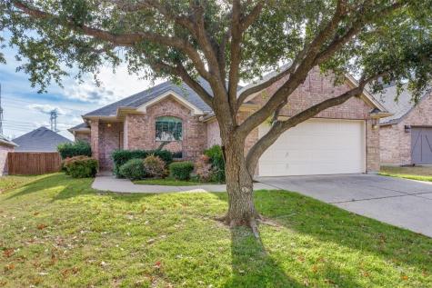 9817 Brazoria Trail Fort Worth TX 76126