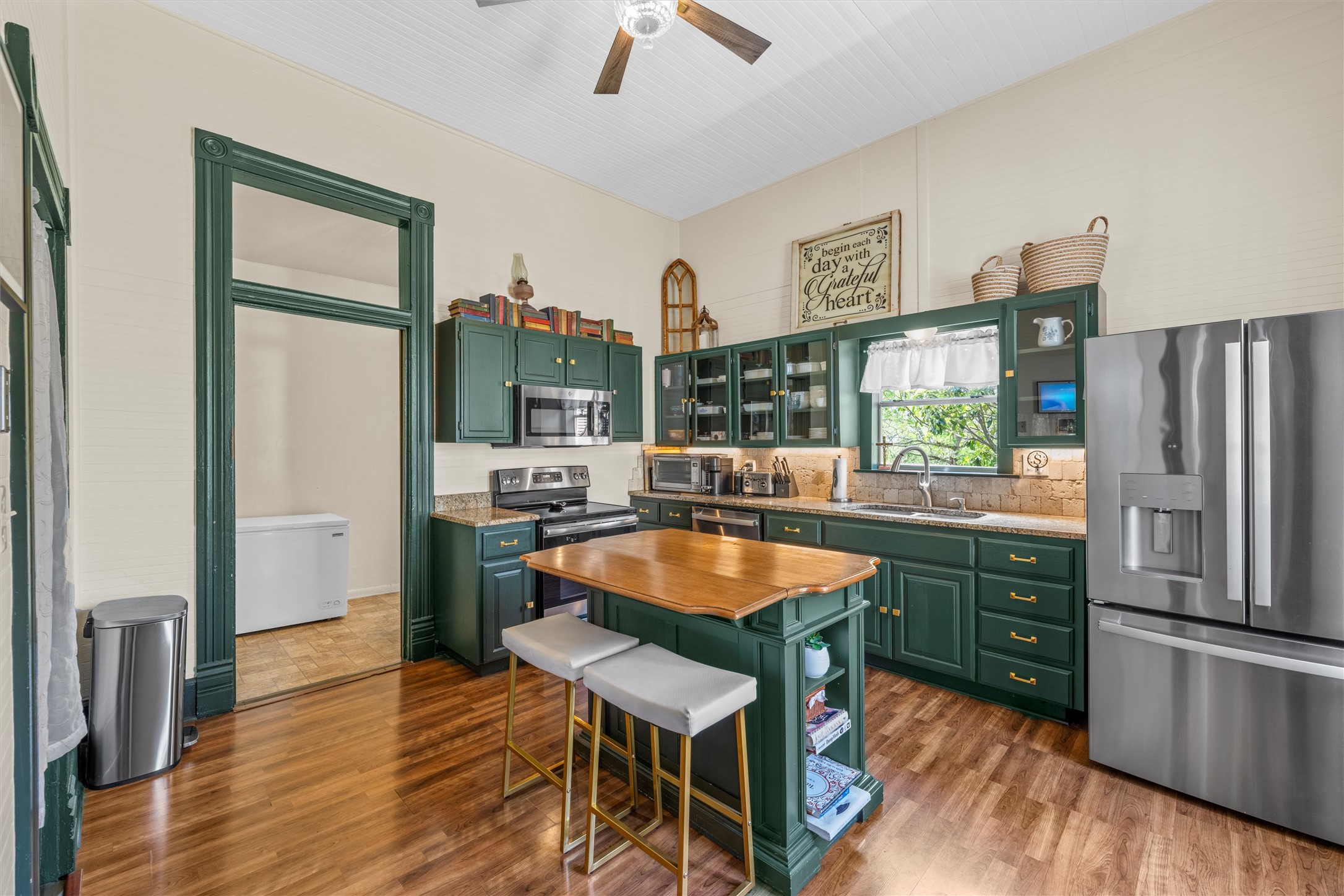 722 S Harrison Street West TX 76691