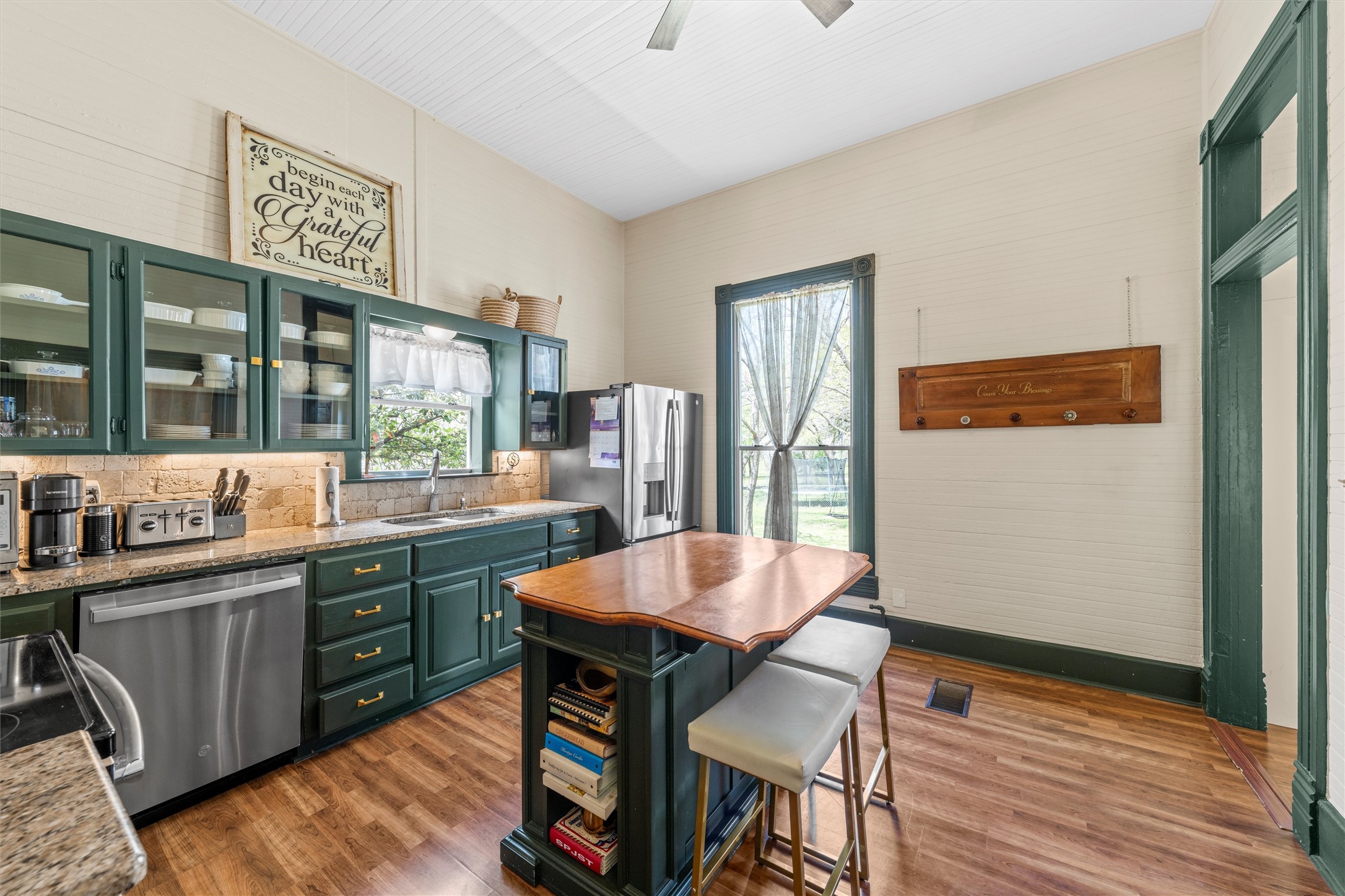722 S Harrison Street West TX 76691