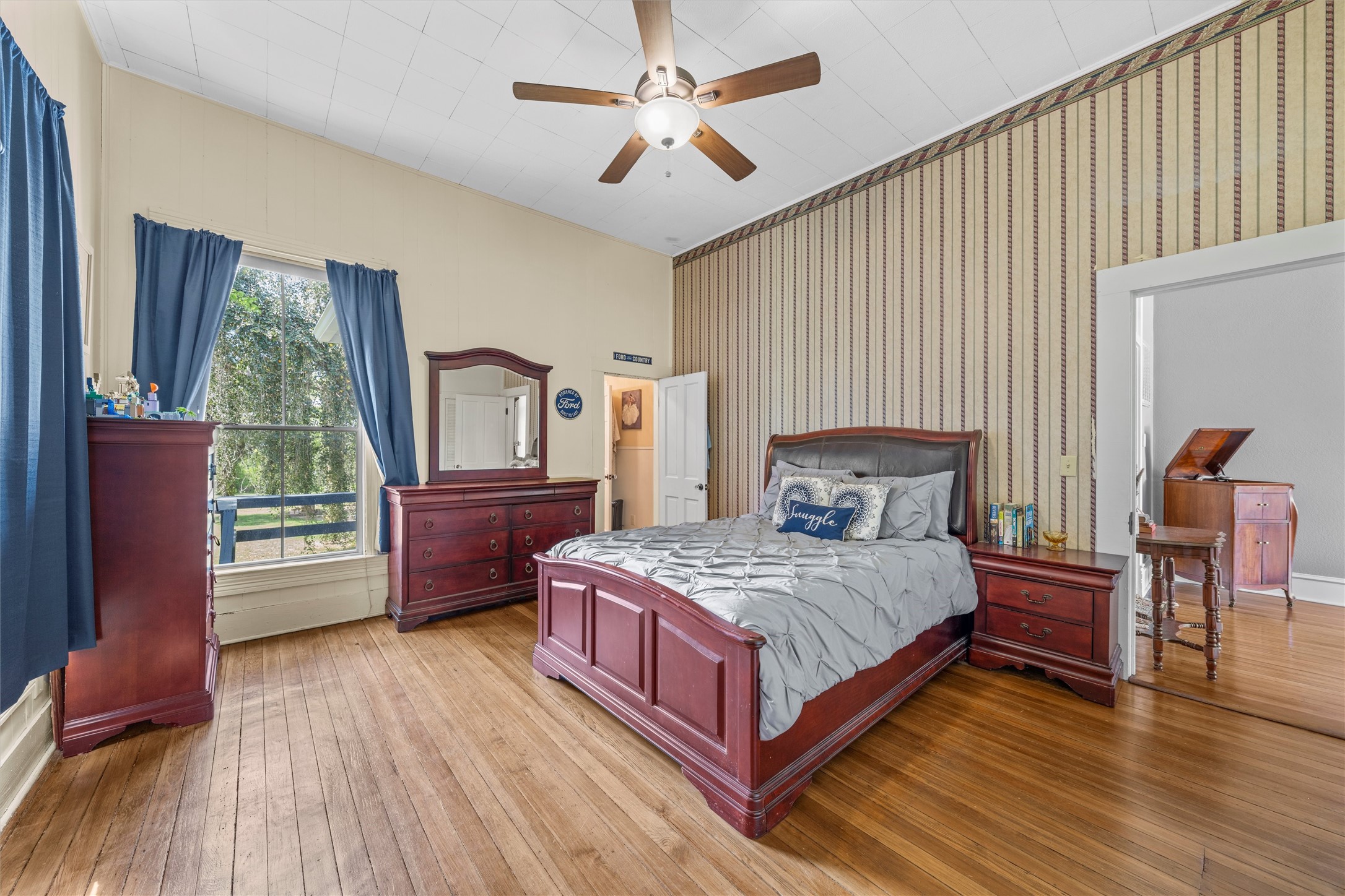 722 S Harrison Street West TX 76691