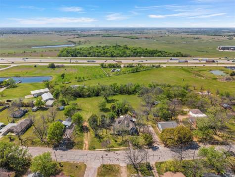 722 S Harrison Street West TX 76691