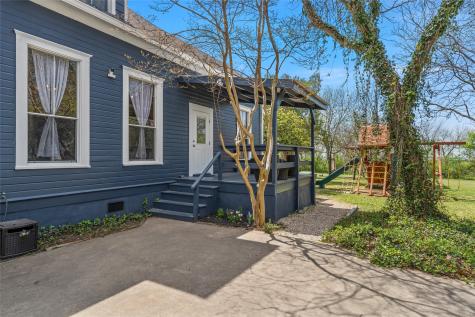 722 S Harrison Street West TX 76691
