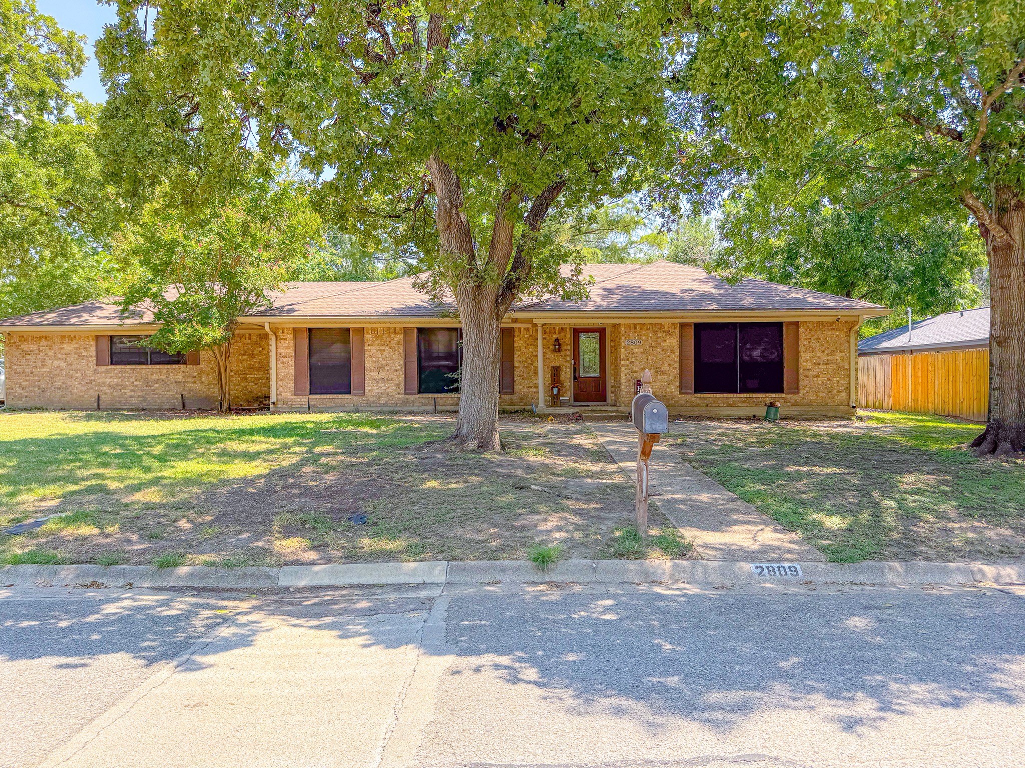 2809 Lafayette Street Corsicana TX 75110