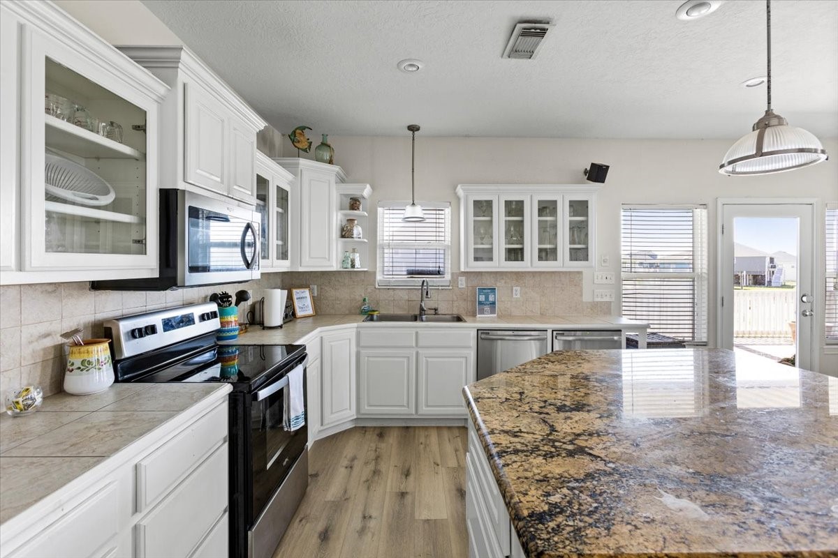 3240 Castle Drive Crystal Beach TX 77650