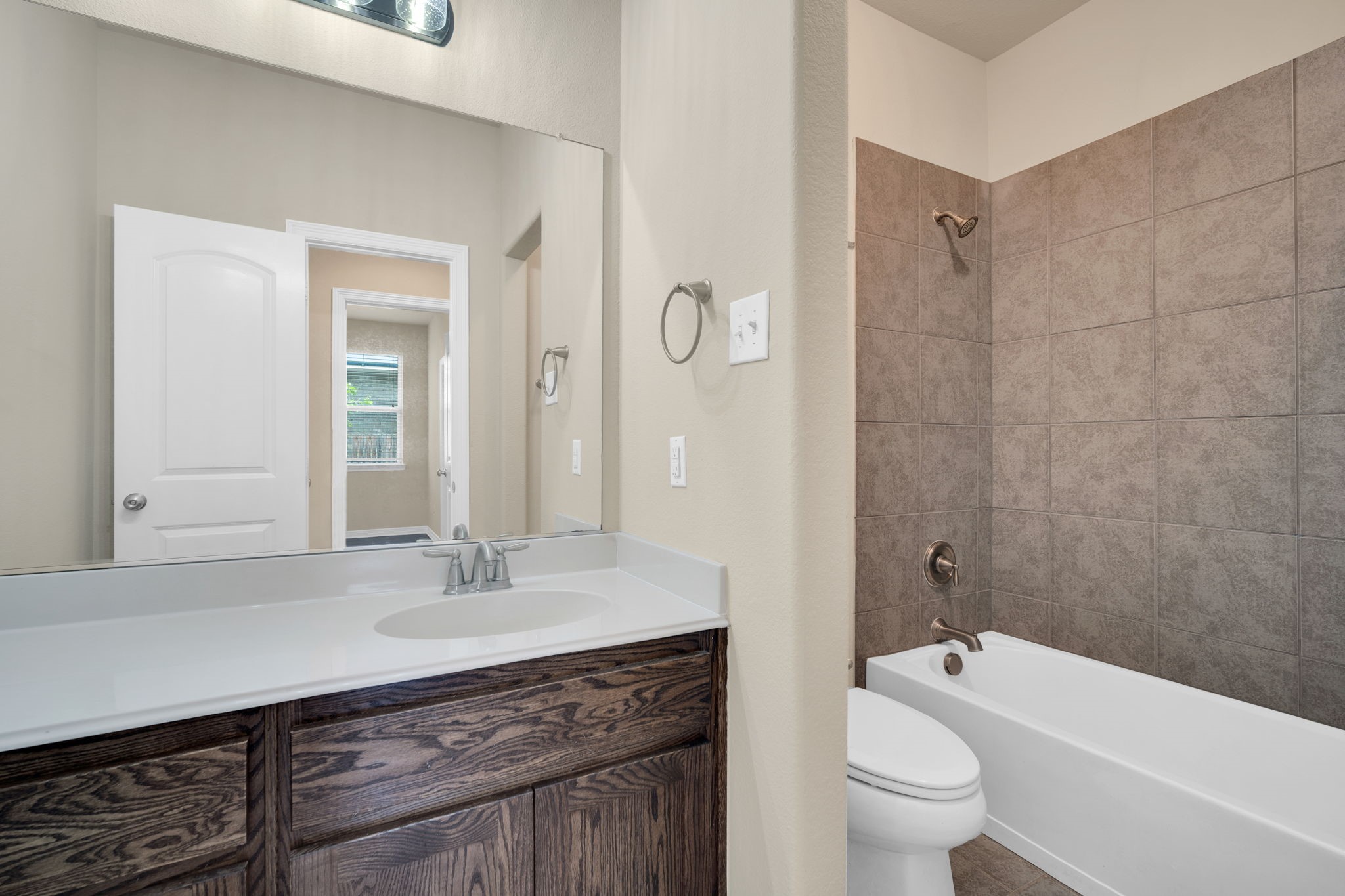 9305 Water Oak Court Arlington TX 76002