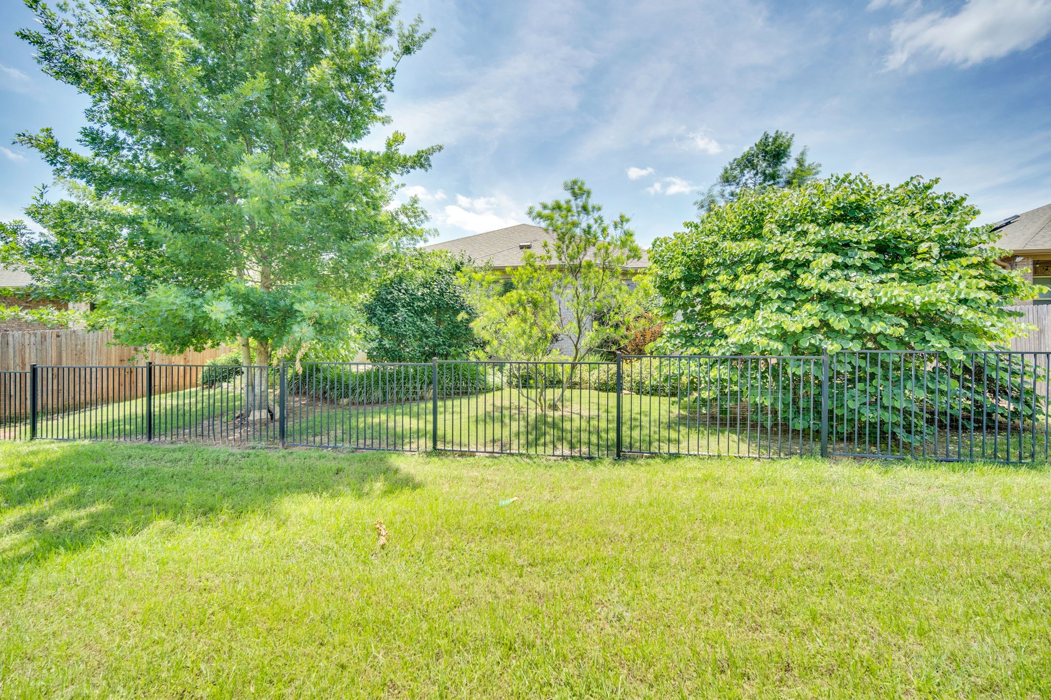 9305 Water Oak Court Arlington TX 76002