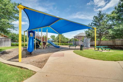 9305 Water Oak Court Arlington TX 76002
